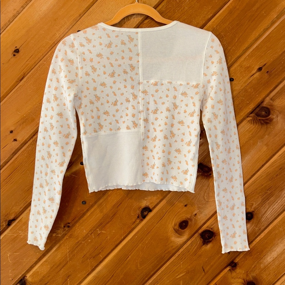 American Eagle Cropped Patchwork Floral Long Slee… - image 5